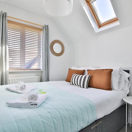 Stayright 2 Bed Beach House With Private Parking- Next To Barry Beach And Jackson Bay エクステリア 写真