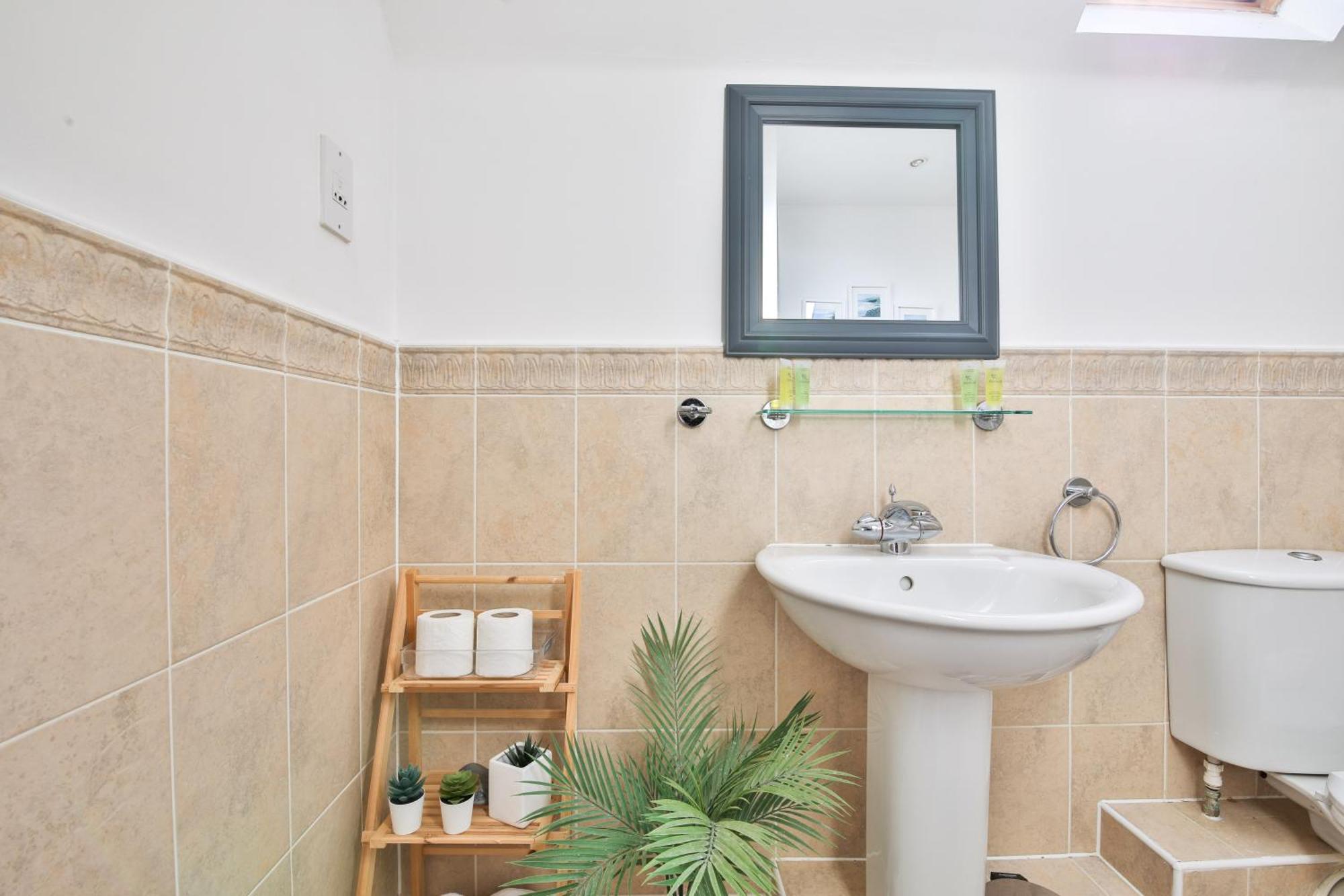 Stayright 2 Bed Beach House With Private Parking- Next To Barry Beach And Jackson Bay エクステリア 写真
