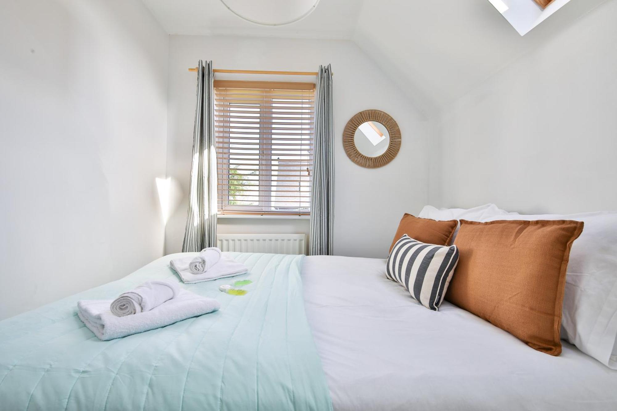 Stayright 2 Bed Beach House With Private Parking- Next To Barry Beach And Jackson Bay エクステリア 写真