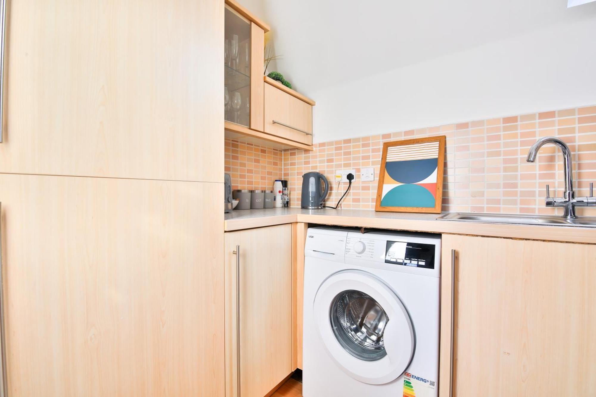 Stayright 2 Bed Beach House With Private Parking- Next To Barry Beach And Jackson Bay エクステリア 写真