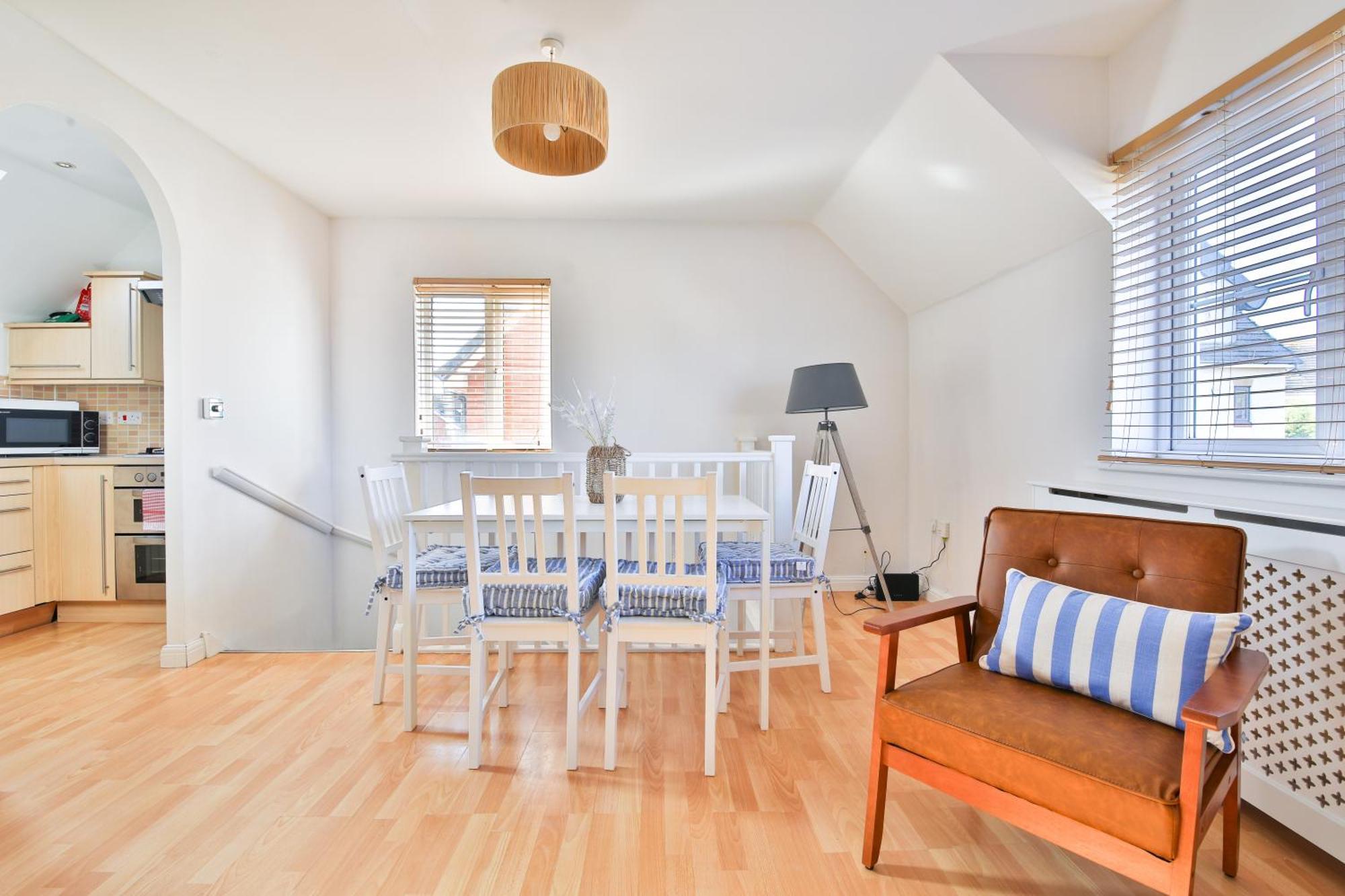 Stayright 2 Bed Beach House With Private Parking- Next To Barry Beach And Jackson Bay エクステリア 写真