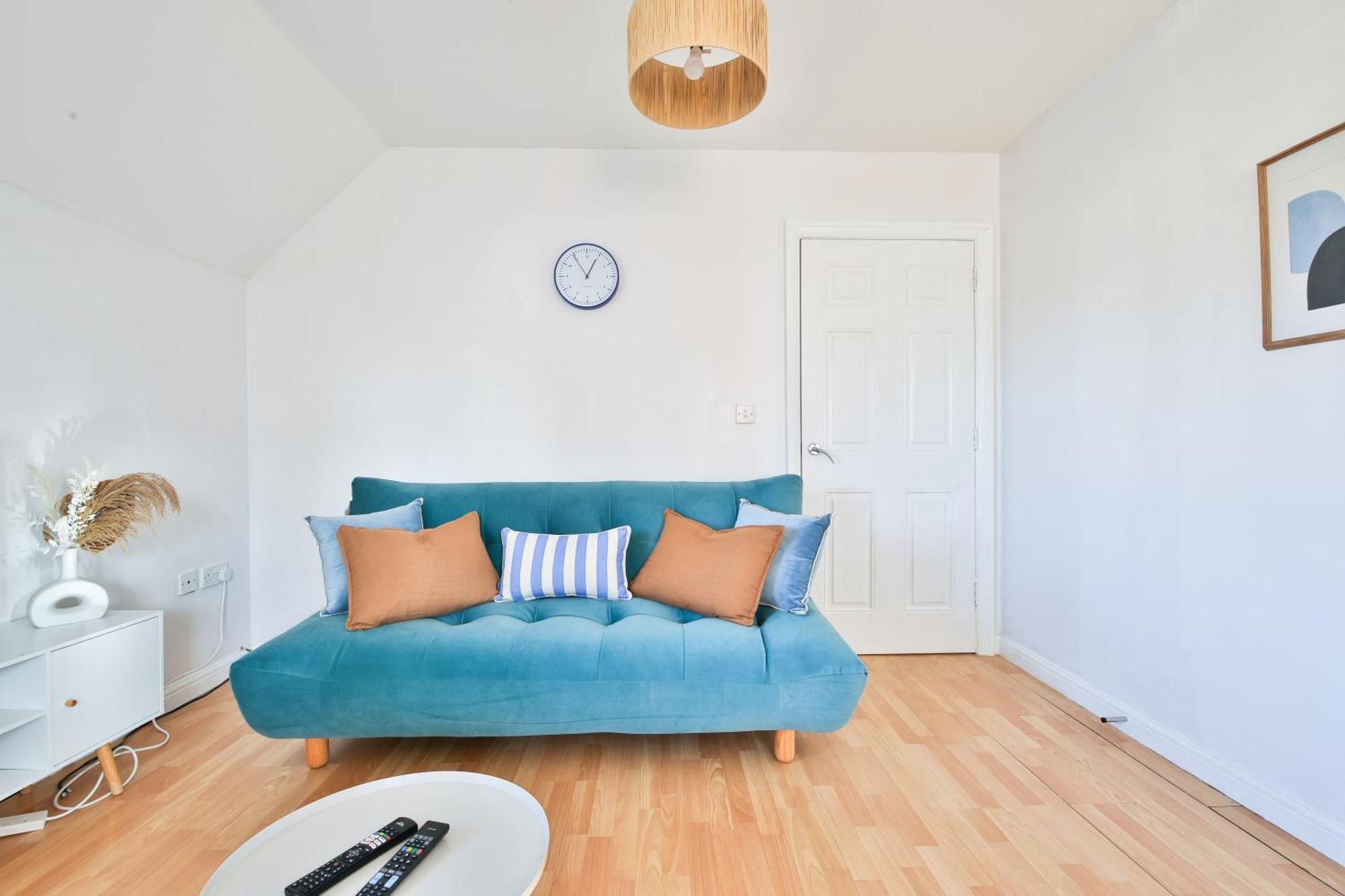 Stayright 2 Bed Beach House With Private Parking- Next To Barry Beach And Jackson Bay エクステリア 写真